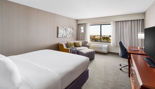 Room, 1 King Bed with Sofa bed (High Floor)