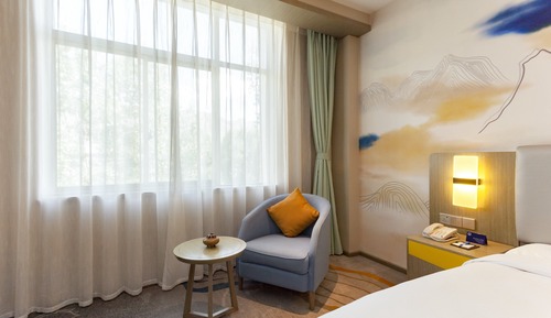 Suite, 1 King Bed (Additional Living Area)