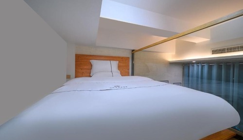 Superior Loft