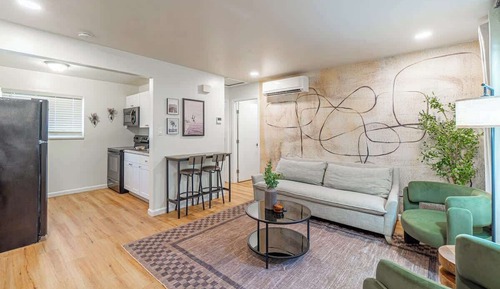 House, 1 Queen Bed with Sofa bed, Kitchen, Garden View (732 Vine)