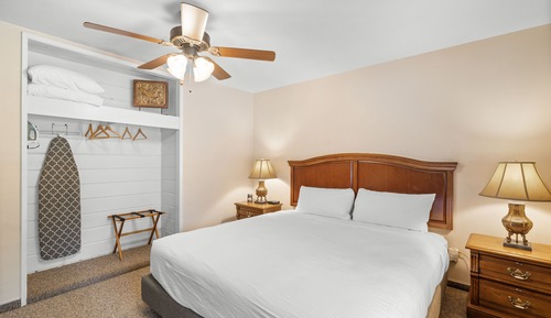 Deluxe Room, 2 Bedrooms, Kitchenette, River View