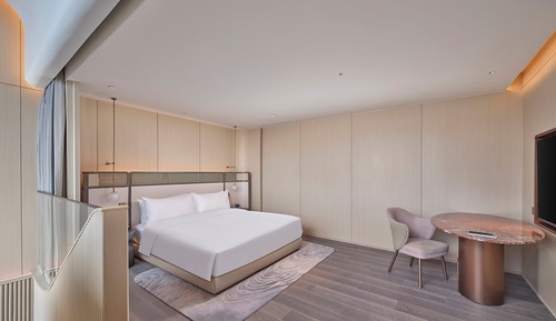 Premium Duplex, 1 King Bed