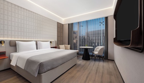 Grand King Room