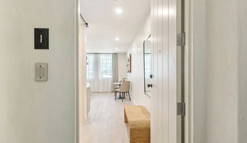 Executive Apartment, 1 King Bed, Kitchenette