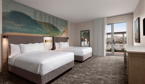 Suite, Multiple Beds