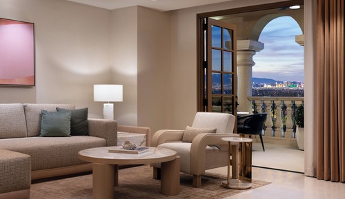 Luxury Patio Suite - Hearing Accessible - NEWLY REMODELED