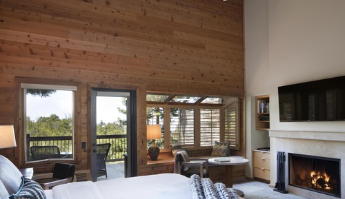 Suite, 1 King Bed (Coast House)