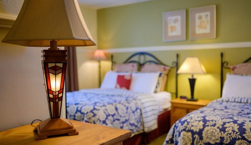 Room, 2 Double Beds (No Pets)