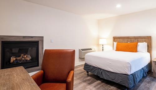 Cottage, 1 Queen Bed (Suite)