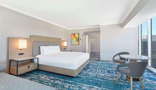 Suite, 1 King Bed