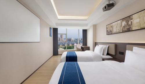 Room, 2 Double Beds, Smoking, City View