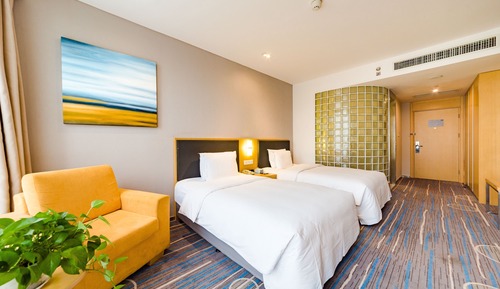 Standard Room, 2 Twin Beds (Minifridge)