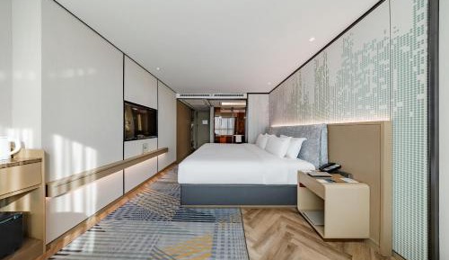 Premium Queen Room