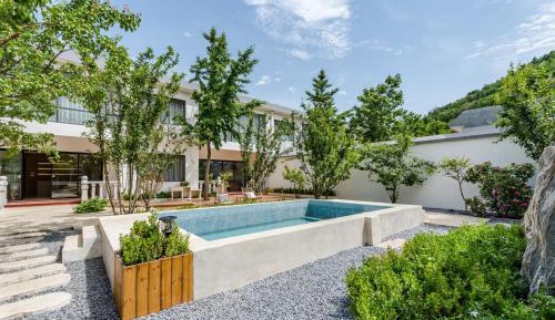 Standard Bungalow