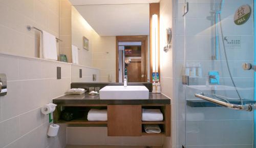 Premium Room with Club Lounge Access
