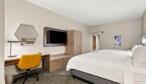 Standard Room with Two Queen Beds