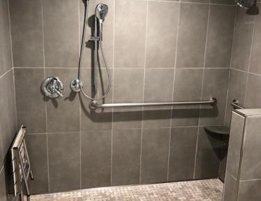 Queen Room - Disability Access
