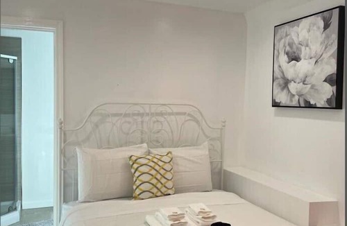 Downtown House | Miller Apartments