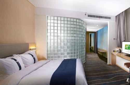 Luolong Hotel | Holiday Inn Express Luoyang City Center by IHG