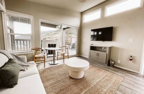 Avila Beach Cottage | Flying Flags Avila Beach