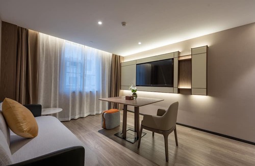 Lixia District Hotel | WorldHotel Quancheng Sqr Kuanholi Branch