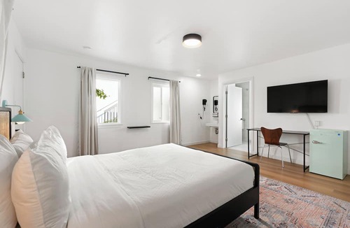 Venice Hotel | Aliza Hotel