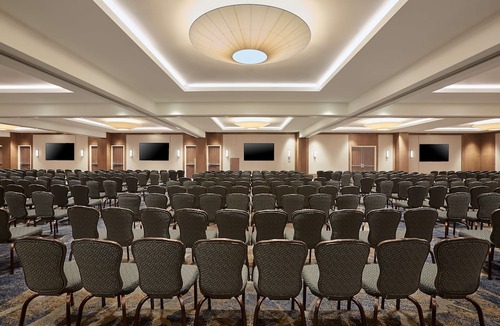 Airport Area Hotel | Hyatt Regency Newport Beach West