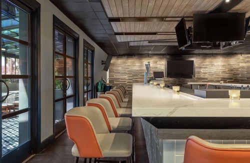 South San Francisco Hotel | DoubleTree by Hilton San Francisco South Airport Blvd