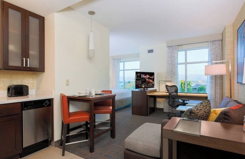 San Jose Hotel | Residence Inn by Marriott San Jose Airport