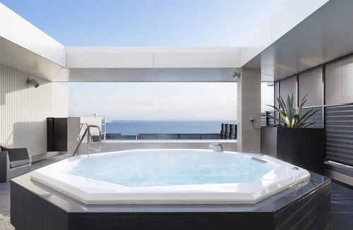 Kobe City Centre House | Kobe Minato Onsen Ren - Adult Only