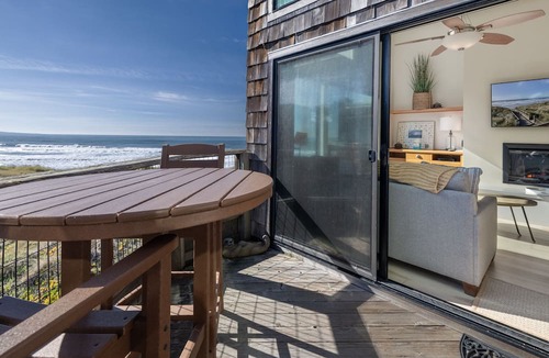 Pajaro Dunes Condo | Pajaro Dunes Resort: Top Floor 2 Bedroom Condo with Great Ocean Views!