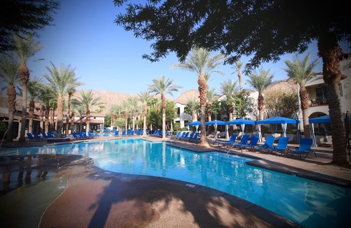 La Quinta Condo | LEGACY VILLAS Rare Single-story 3BR Villas Between Two Salt-water Pools! #111050