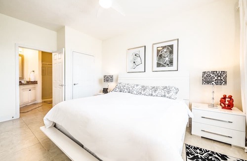 Florida Central Atlantic Coast Condo | Top Floor*Balcony*VistaCay Convention Ctr & iDrive