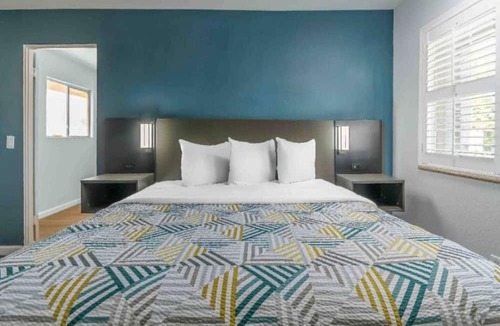 Madera Apartment | 1 King Bed|Nsmk, Micfridge