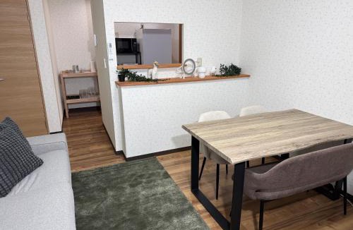 Tsuruhashi Apartment | 鶴橋3丁目テラスハウスWithin walking distance of Osaka Korean Town