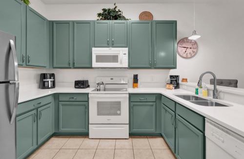 Bahama Bay House | 3 Bedroom Condo In Fabulous Resort Near Disney World