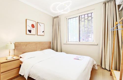 Pudong Apartment | Shanghai Hills&Linghu's Cozy 3-Bed Home 3-Bedroom with Full Kitchen 2 Metro Stops Within 500m 18-Minute Trip to The Bund