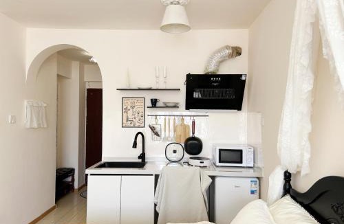 Xiaoxitian Apartment | Lizi's Home-Lizi Boutique Guesthouse and Family Apartment-Nearby Tiananmen square and Houhai-5mins walk to subway