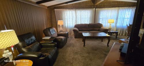 Cienega Springs House | 4 River Lake Sea