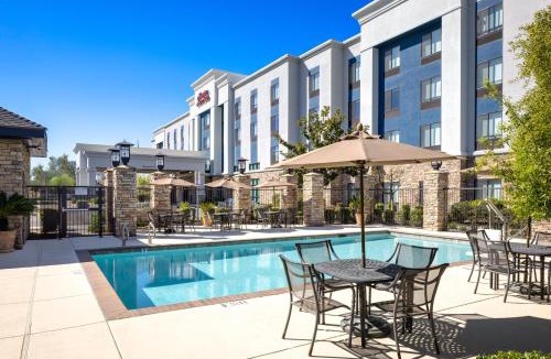 Manteca Hotel | Hampton Inn & Suites Manteca