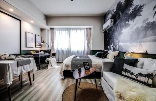 Jiading Apartment | 上海晶彩酒店式公寓江桥万达店