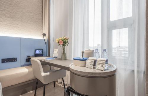 Xuanwu Hotel | Atour Light Hotel Beijing West Station North Square