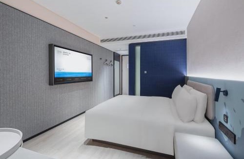 Lixia District Hotel | Atour Light Hotel Jinan Olympic Sports Center Provincial Hospital East Hospital