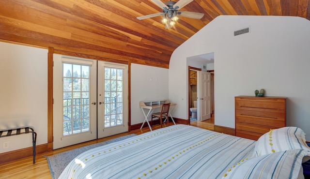 Meadow Vista Mountain Escape w/River Views!