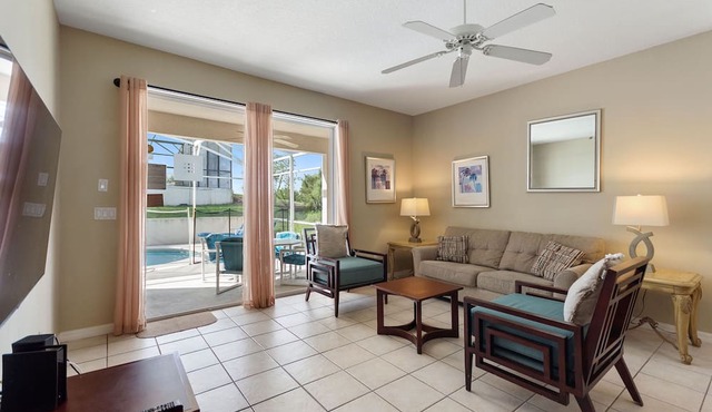 Sun Living: Golf Community, Private Pool 809 4 Bedroom Villa