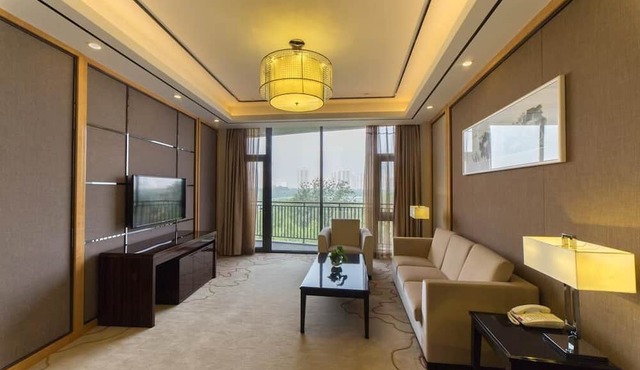 Yun-zen Lotus Hotel