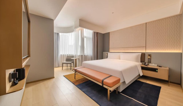 Echarm Plus Hotel