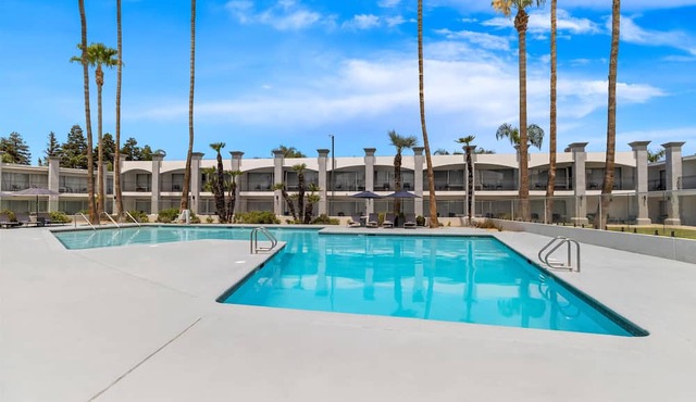 Hourglass Hotel, Trademark Collection by Wyndham