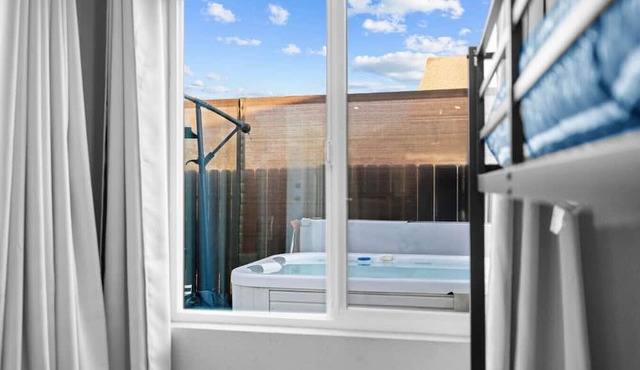 La Mesa 5BR | Pickleball Court + Hot Tub