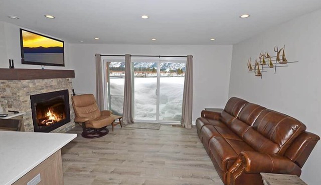 Family Friendly Condo with Boat Dock and Heavenly, Marina View!
